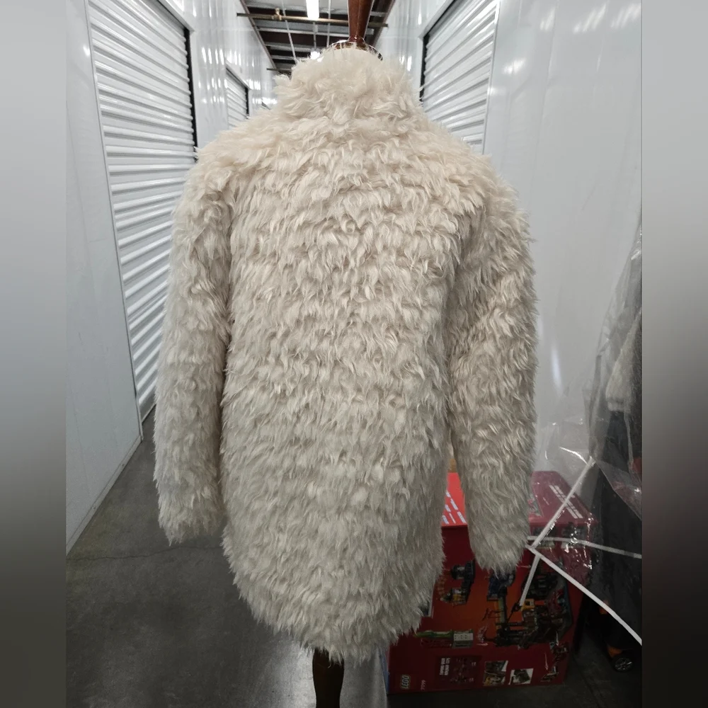 Dylan Los Angeles Faux Fur Shaggy Coat | Cream White | Size Small | NWT - Picture 3 of 10